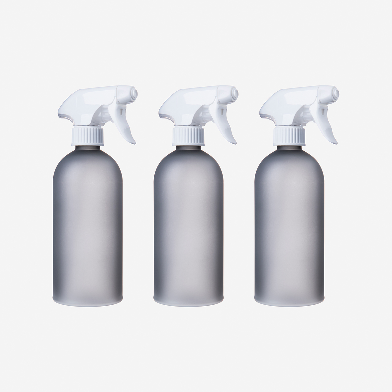 3er Set leere Flaschen Reinigungsspray 500 ml Recycling PET Flasche Frost grau matte Oberfläche mit Sprühkopf weiß