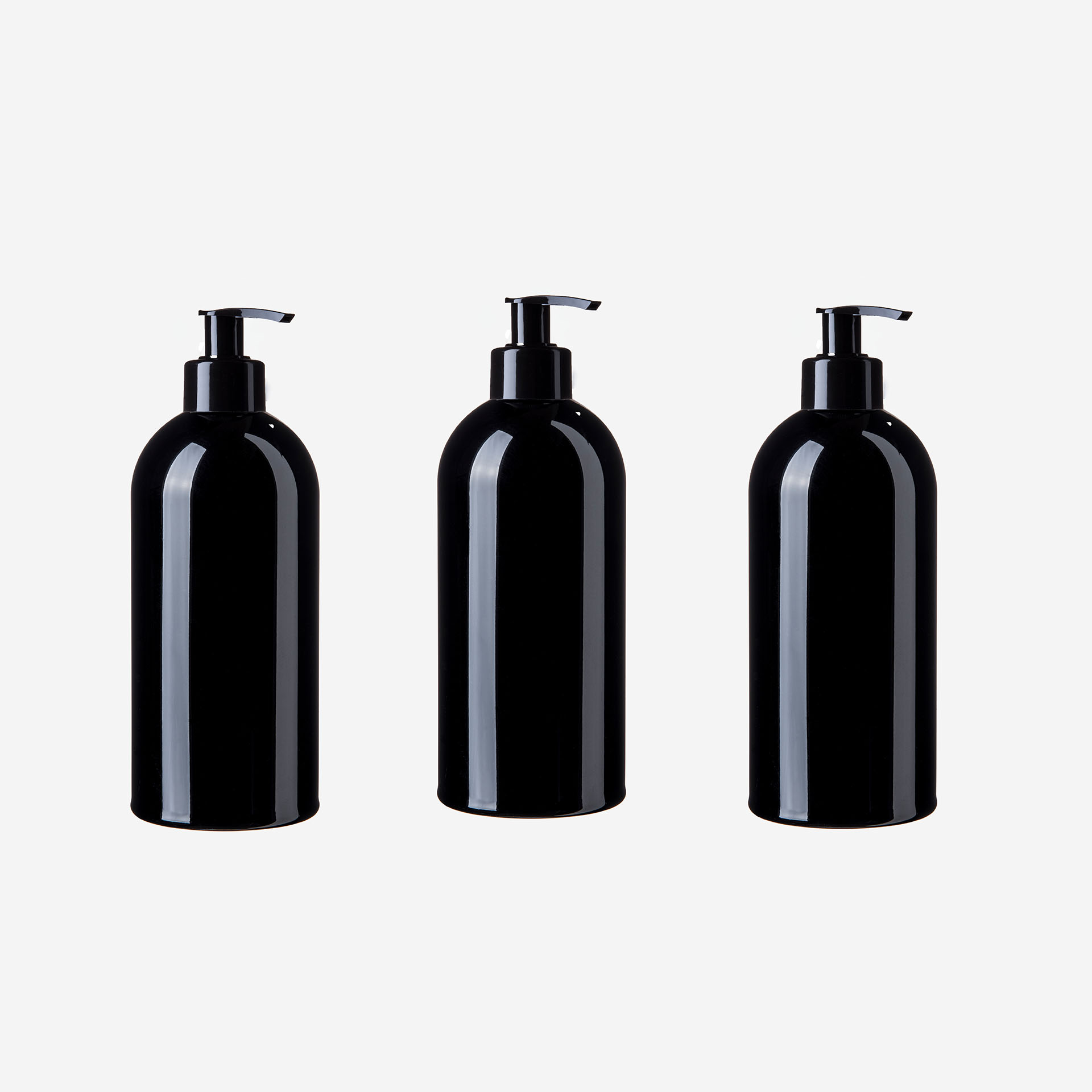 3er Set 500 ml Sprühflasche PET Flasche schwarz mit schwarzem, glatten Seifenspender
